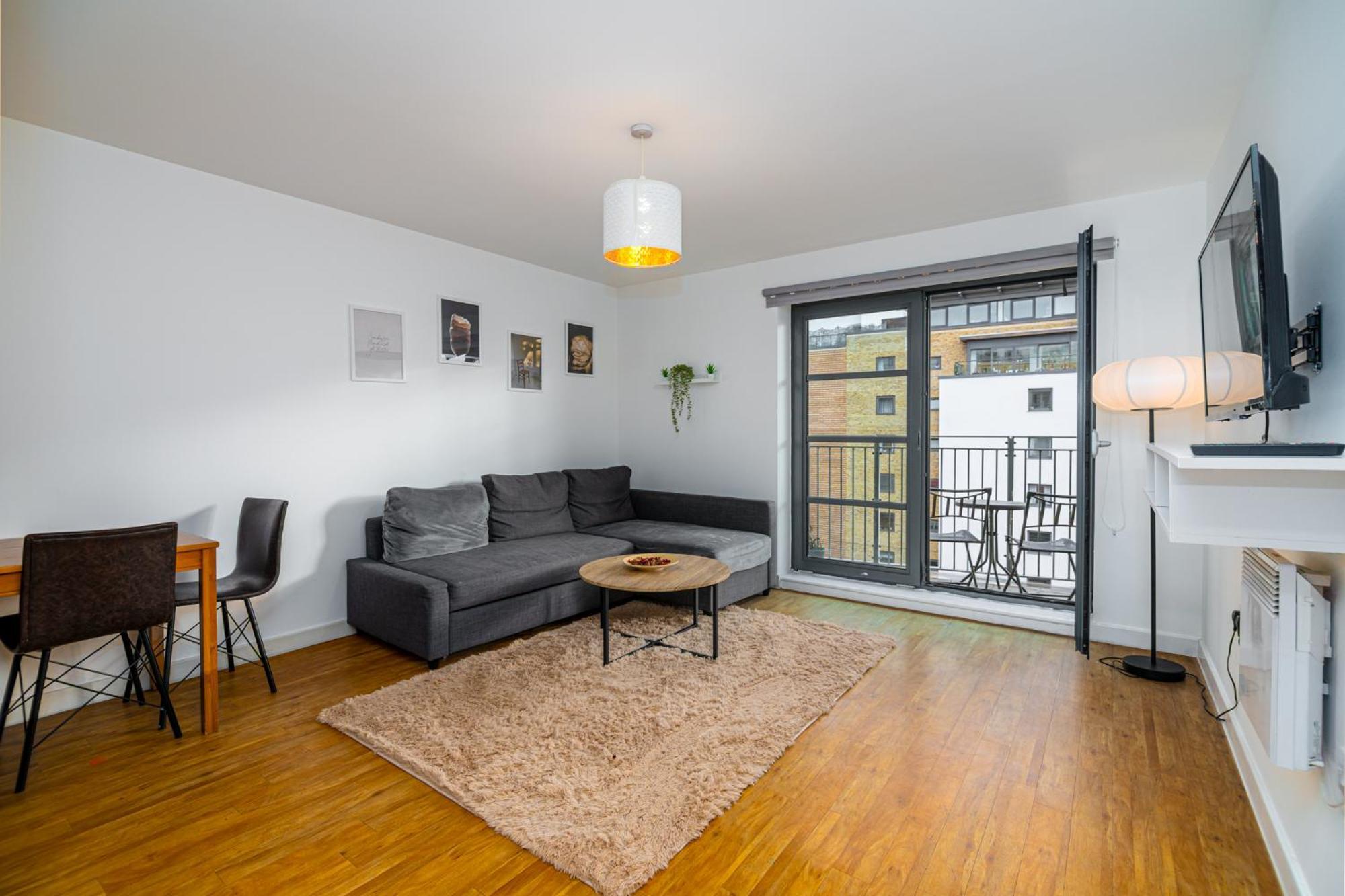 Zenith Hub Apartment Лондон Екстериор снимка