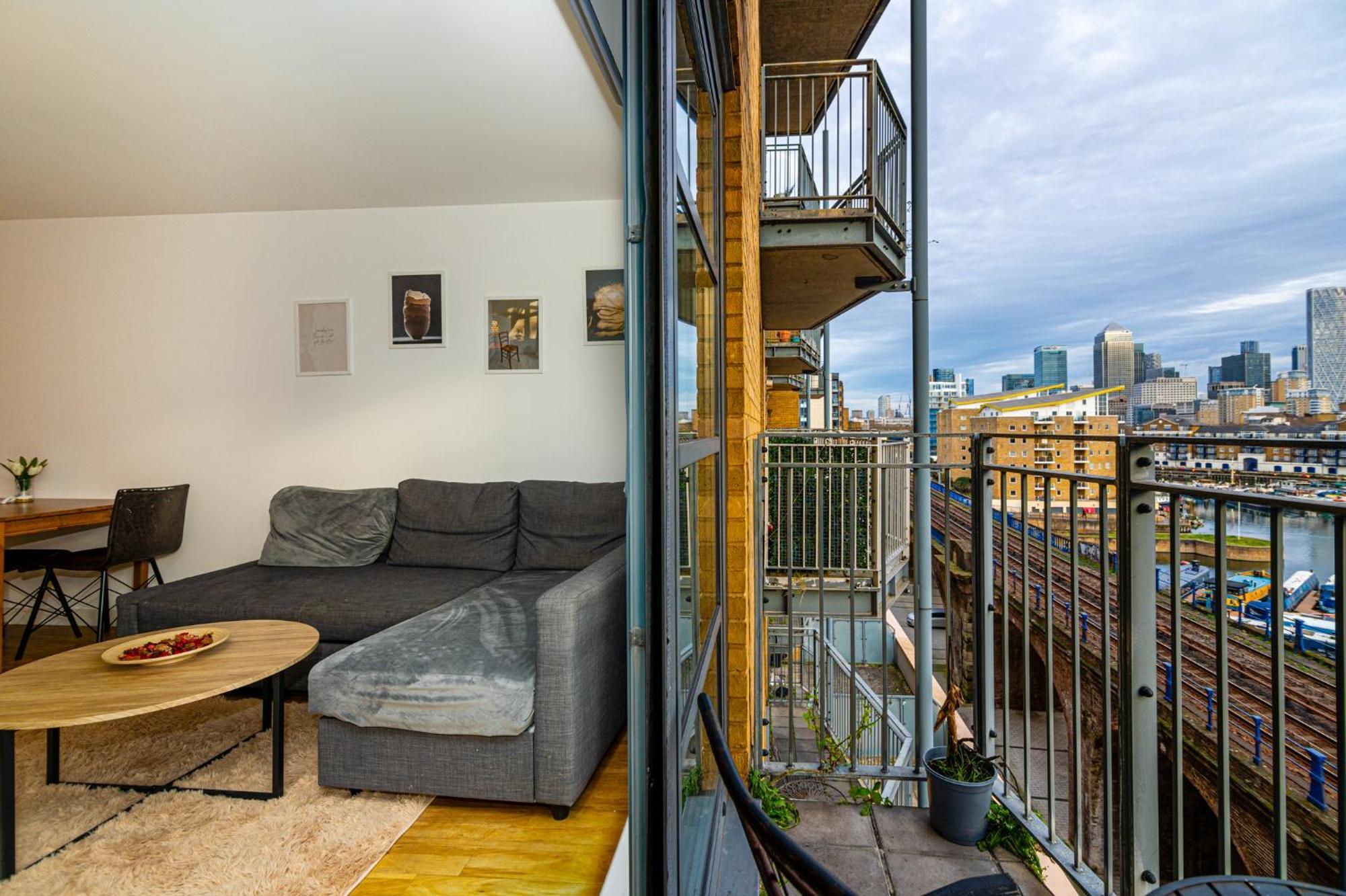 Zenith Hub Apartment Лондон Екстериор снимка