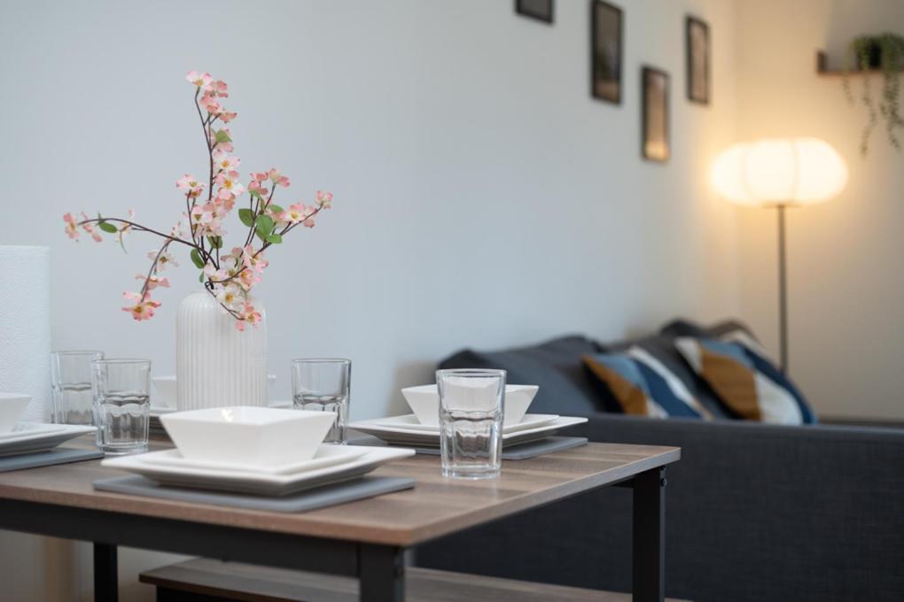 Zenith Hub Apartment Лондон Екстериор снимка