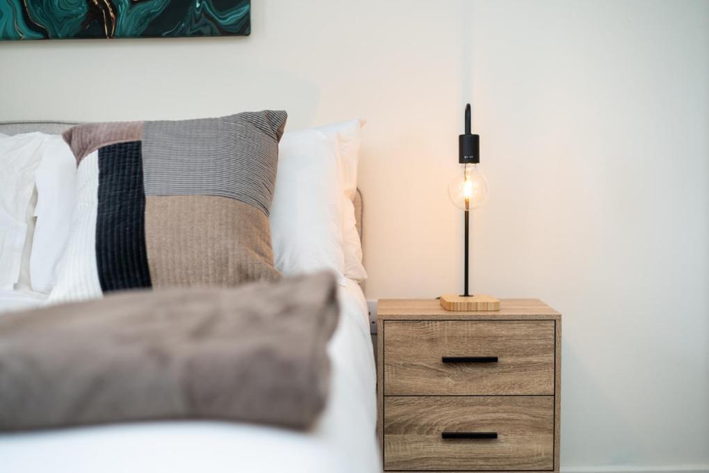 Zenith Hub Apartment Лондон Екстериор снимка