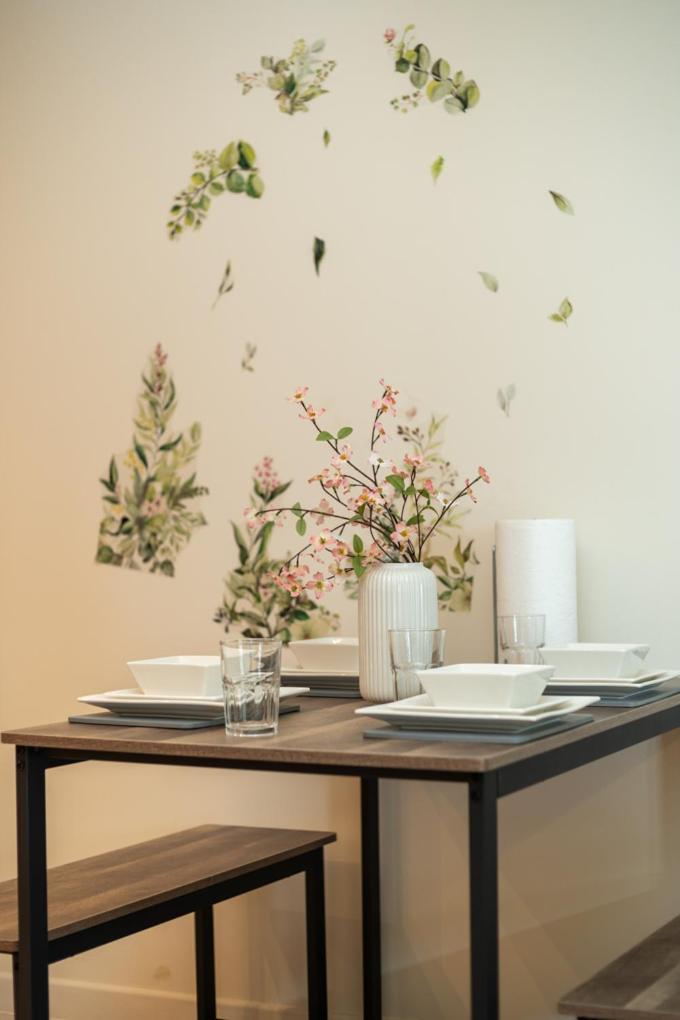 Zenith Hub Apartment Лондон Екстериор снимка
