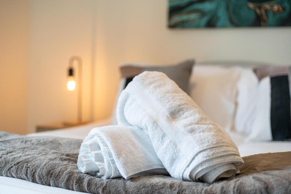 Zenith Hub Apartment Лондон Екстериор снимка